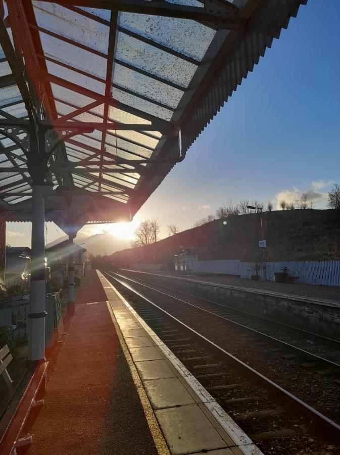 Dalmally Railway Station, Loch Awe Stronmilchan Exterior photo